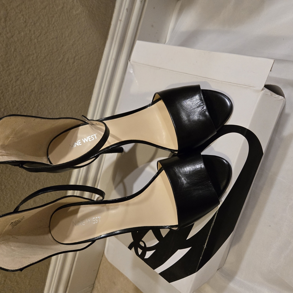 Nine West Black High Heel Shoes Sleek Design